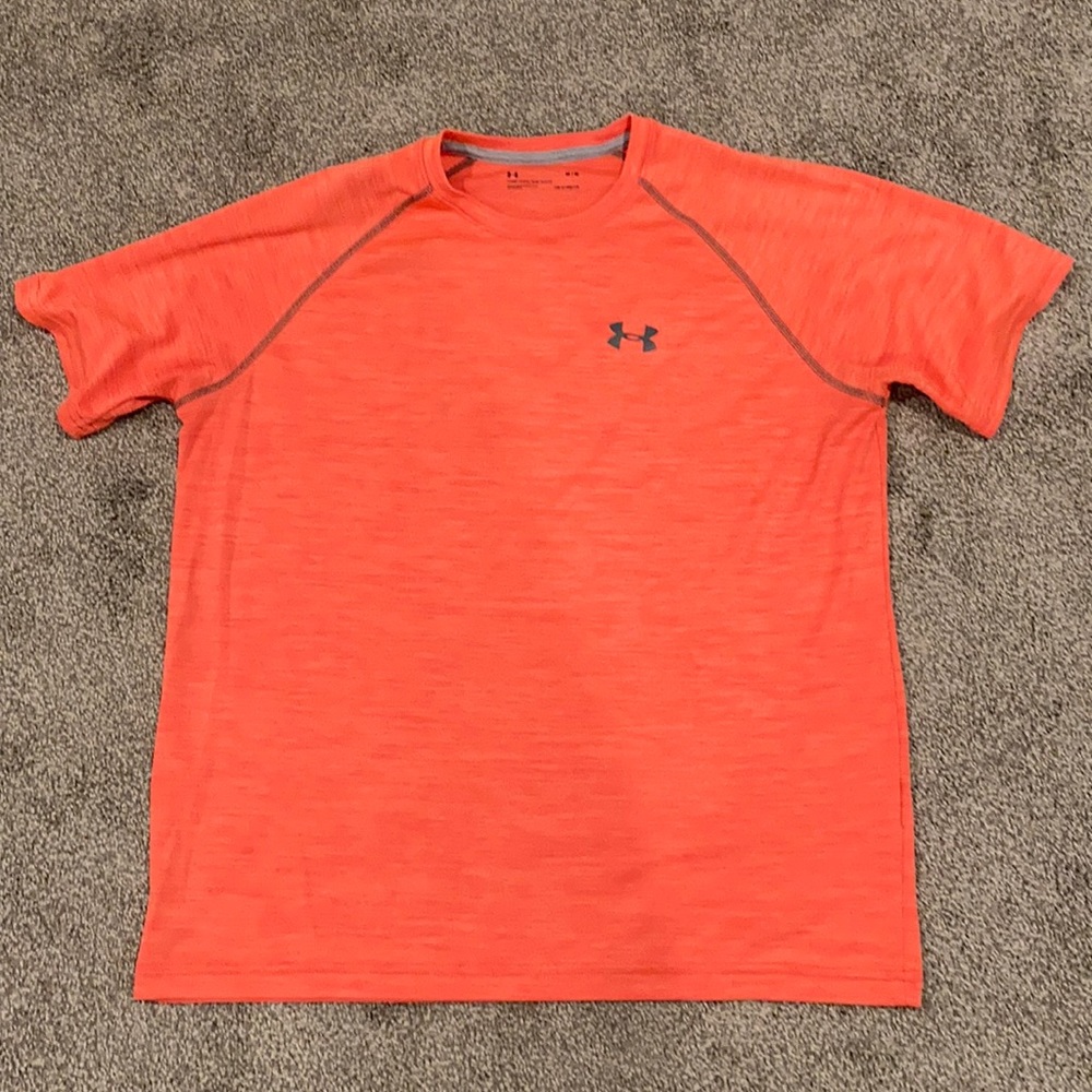 Men’s Under Armour Orange, size medium shirt